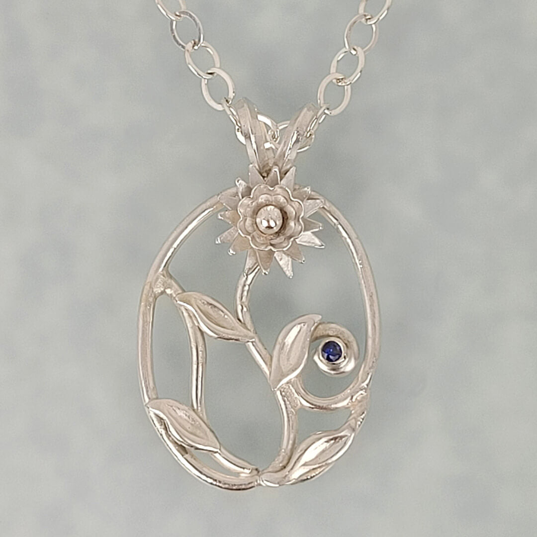 aster necklace in sterling silver with sapphire