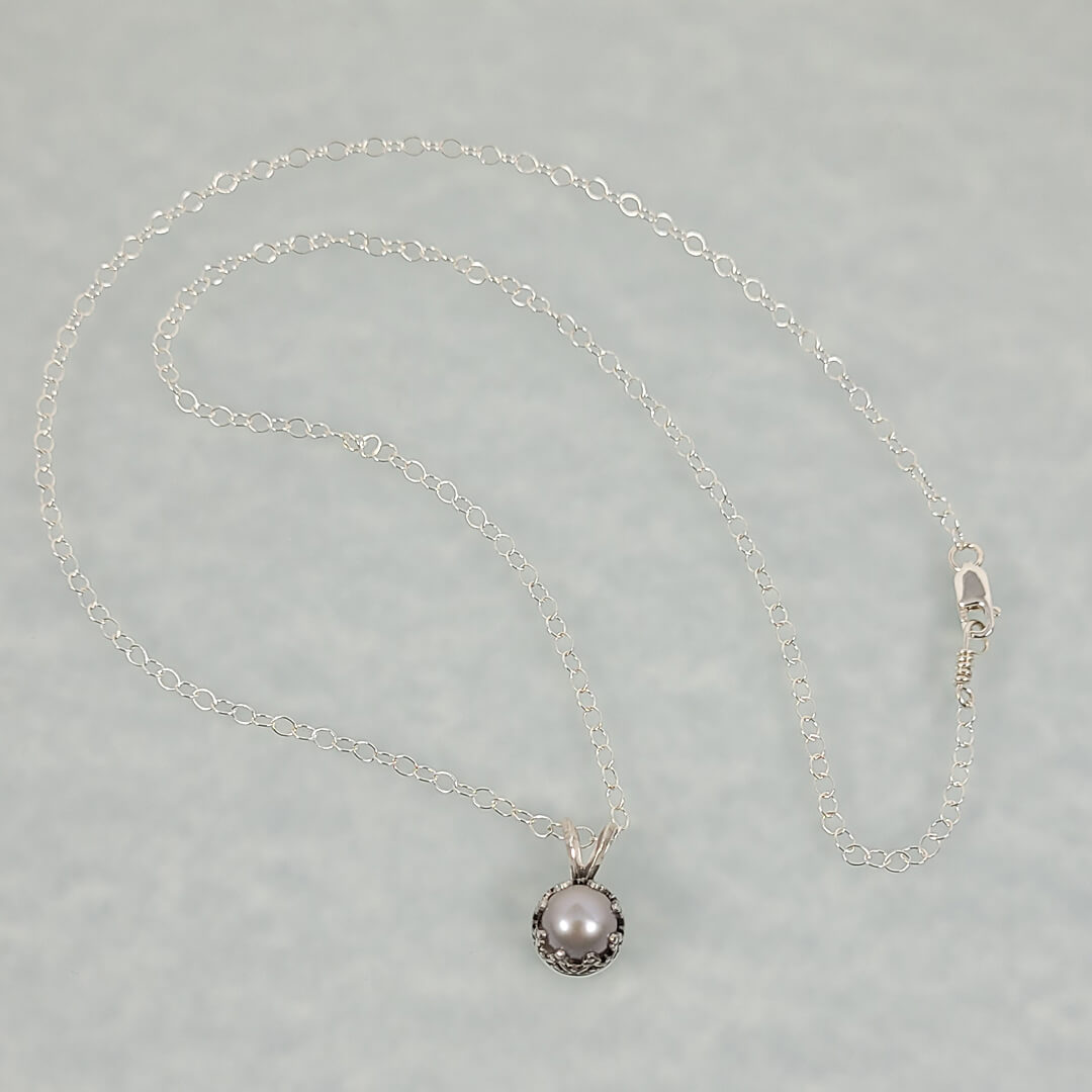 Edwardian Vintage Style Gray Pearl Pendant Necklace in Sterling Silver