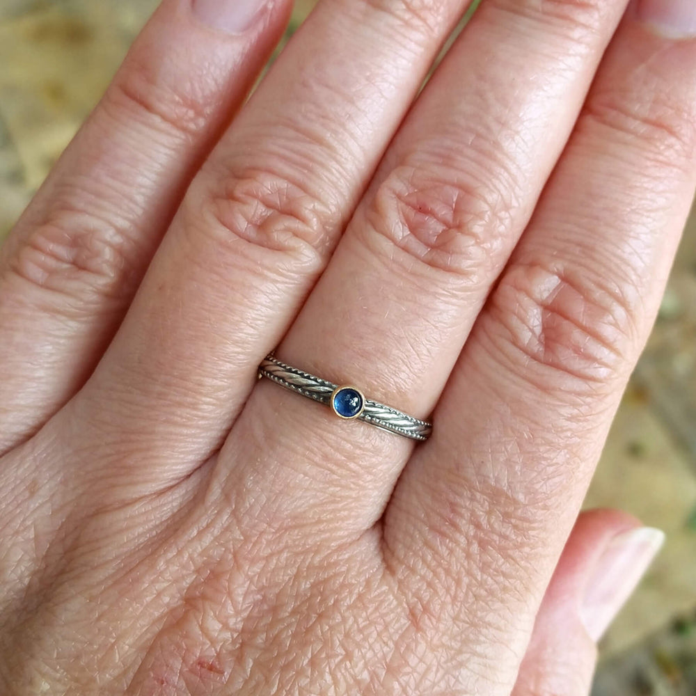 vintage style blue sapphire stacking ring