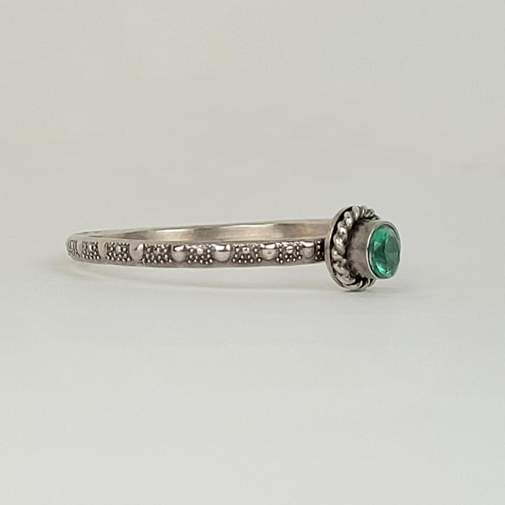 Vintage Style Emerald May Birthstone Ring in Sterling Silver