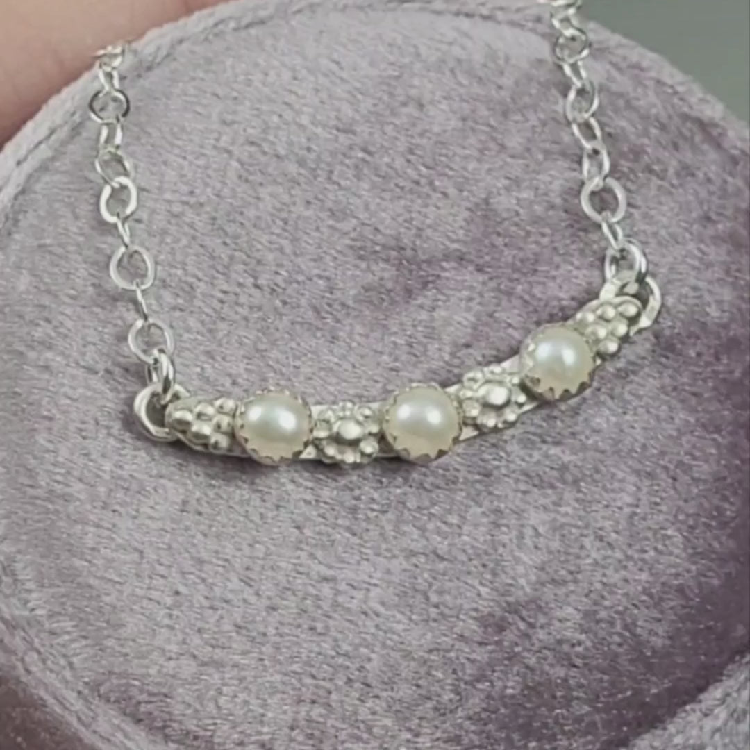 pearl bar necklace in sterling silver, vintage style
