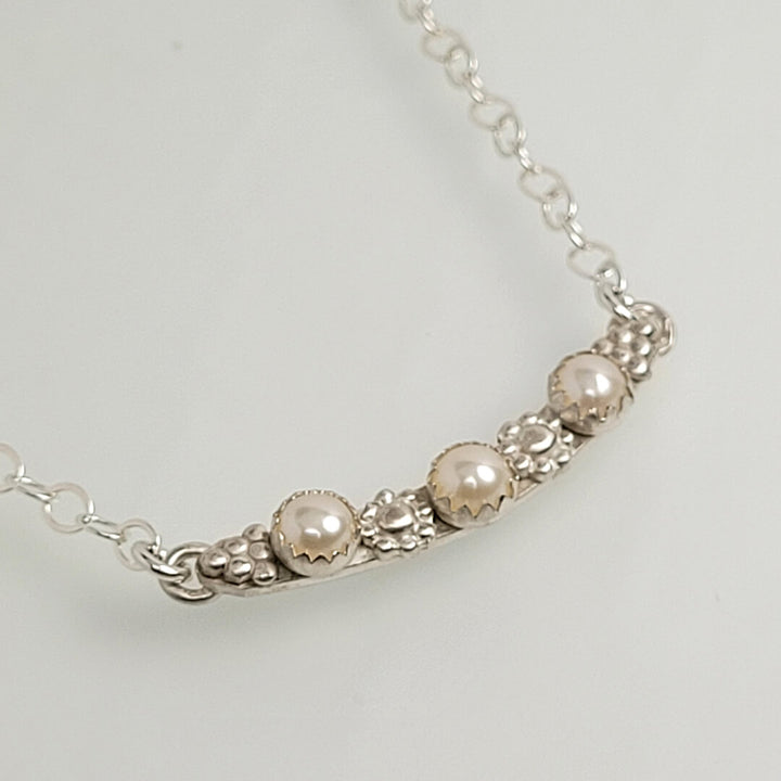 pearl bar necklace in sterling silver, vintage style