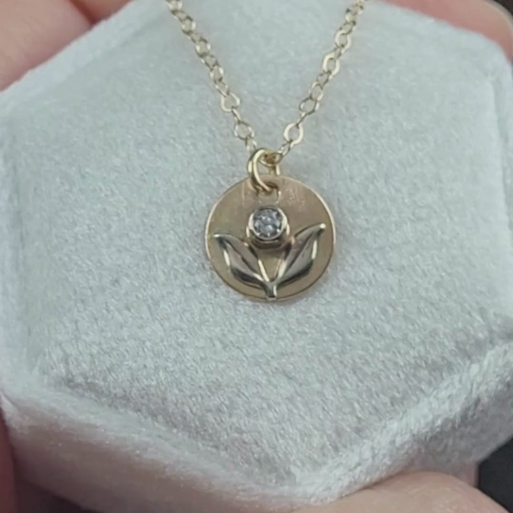 Flower Diamond Necklace in 14kt Gold