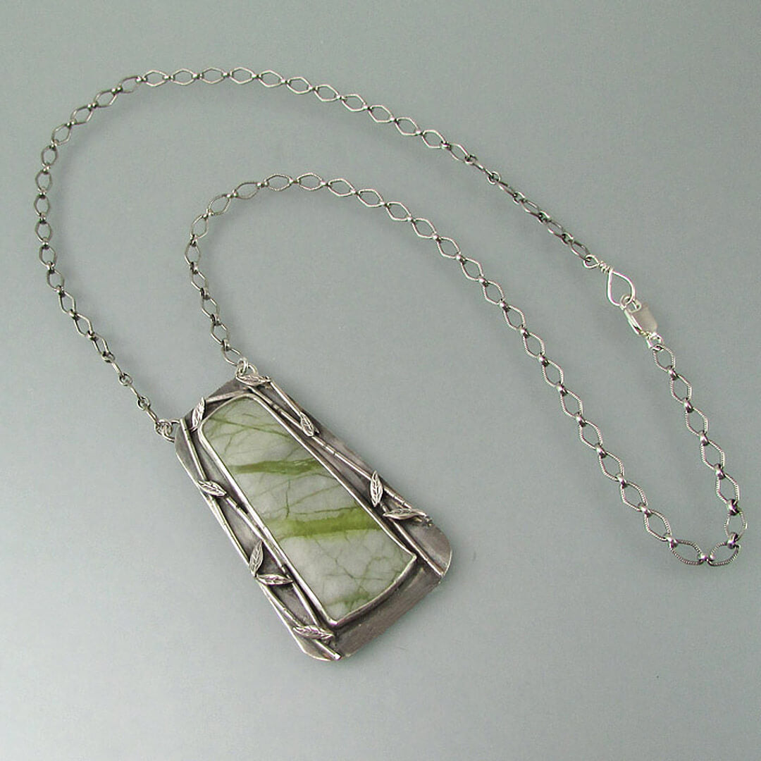 Bamboo tree necklace with agate in silver