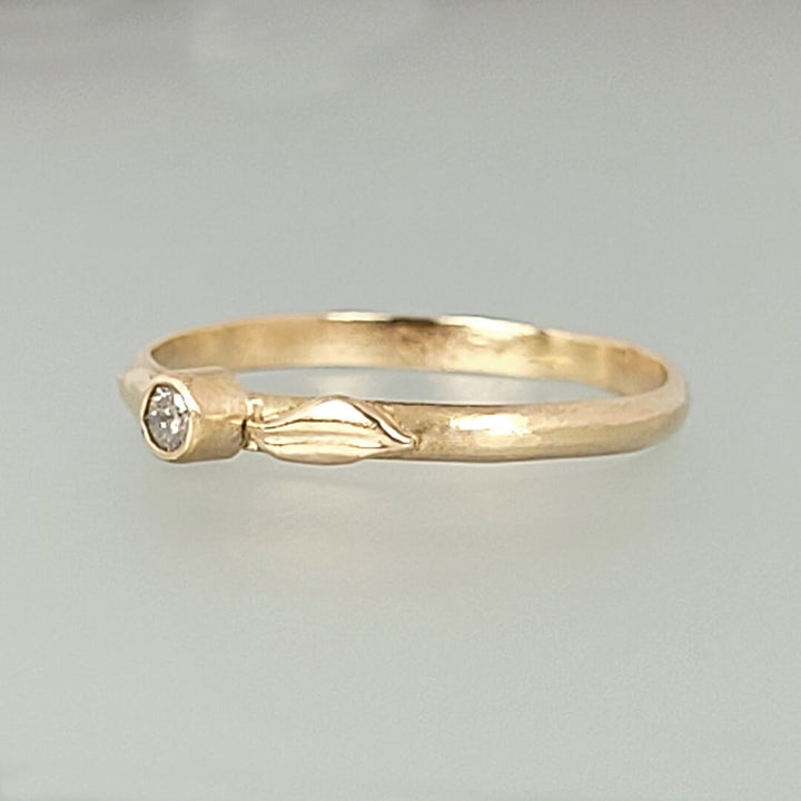 Small Diamond Ring with Leaves in 14kt Gold