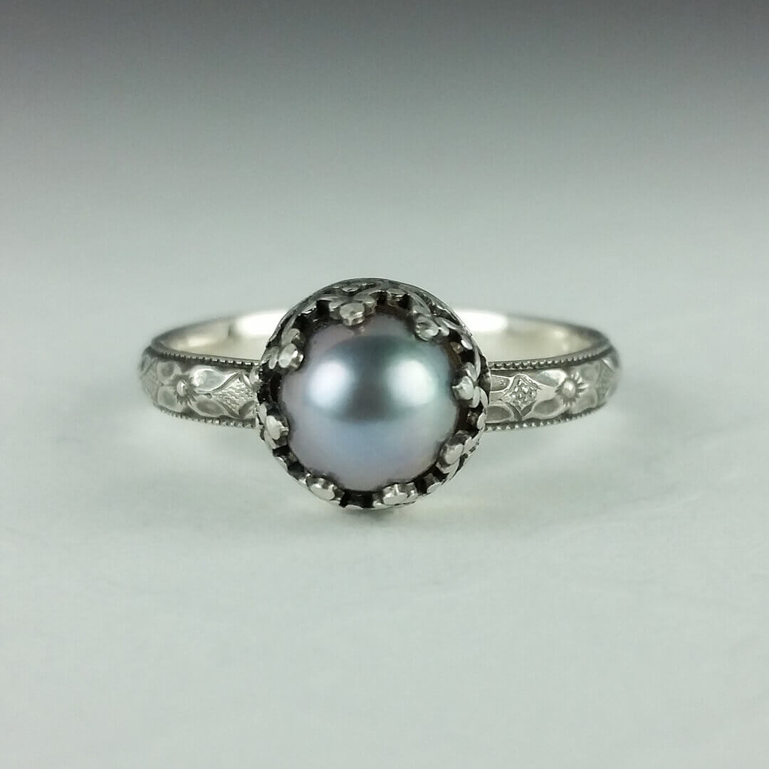 Edwardian style gray pearl ring
