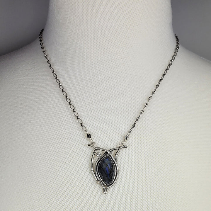 labradorite branch necklace