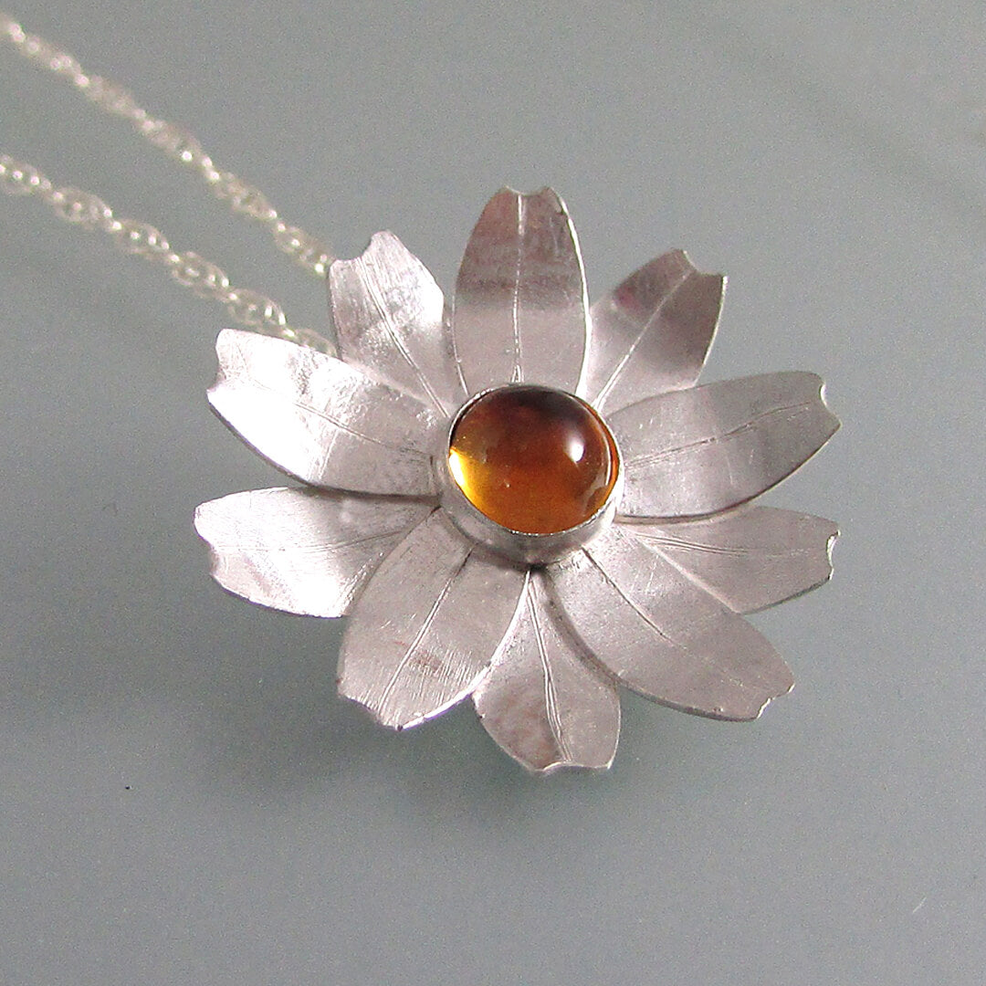 Daisy Flower Pendant