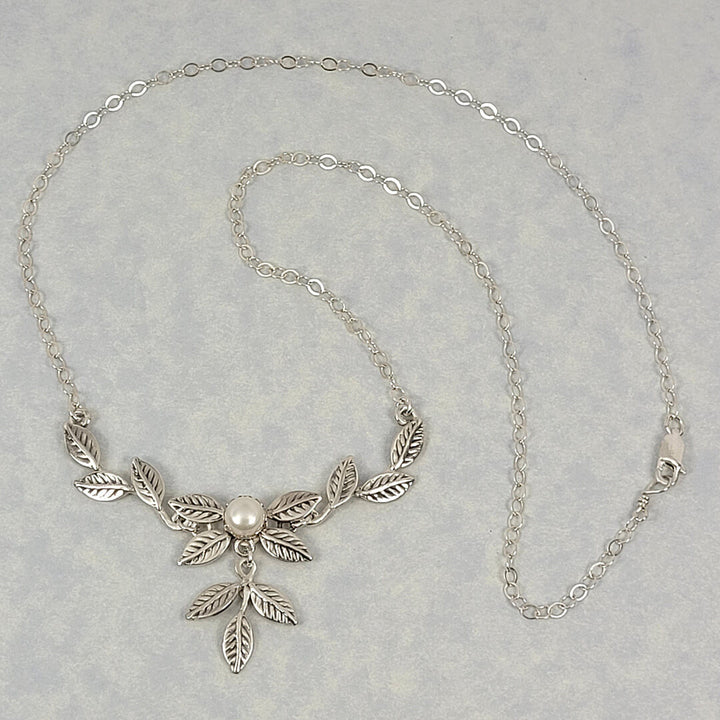 Sterling silver leaves necklace with pearl