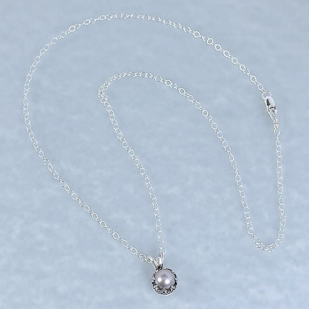 Edwardian Vintage Style Gray Pearl Pendant Necklace in Sterling Silver 18 inch chain