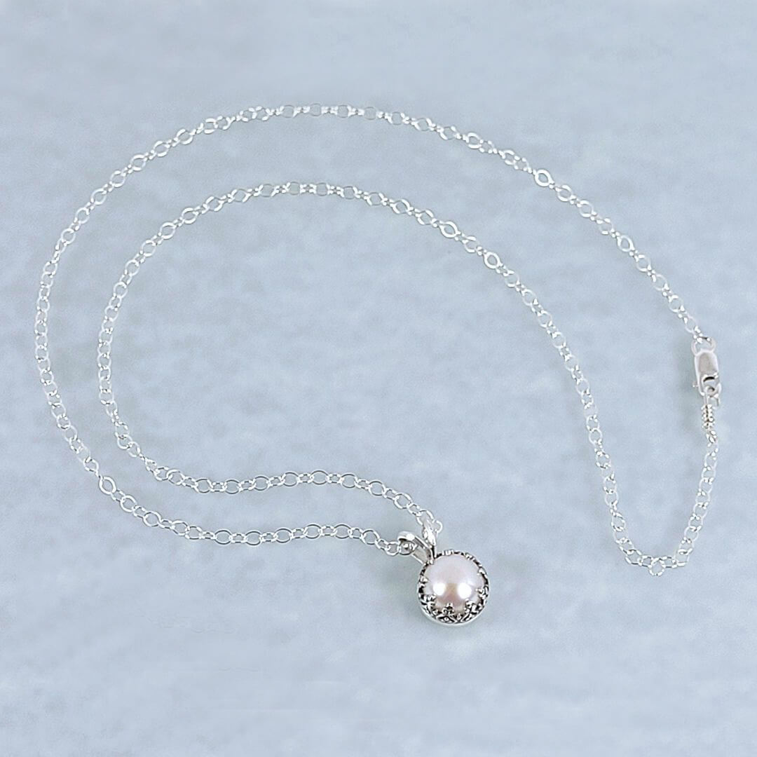 Edwardian Vintage-Inspired Pearl Pendant Necklace in Sterling Silver 
