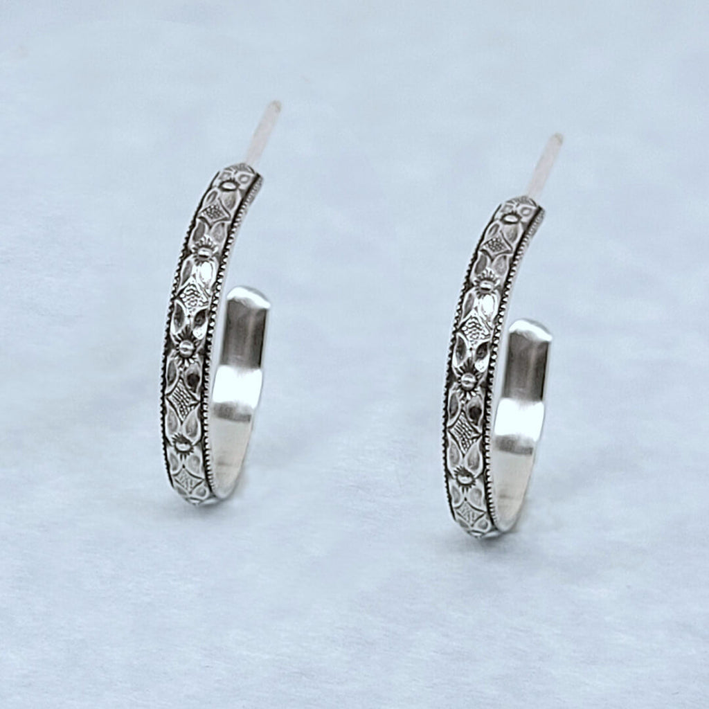 Juliette Lace Hoop Earrings Medium - Monika Knutsson Edwardian‎ openwork lace hoop earrings E313 display picture 1