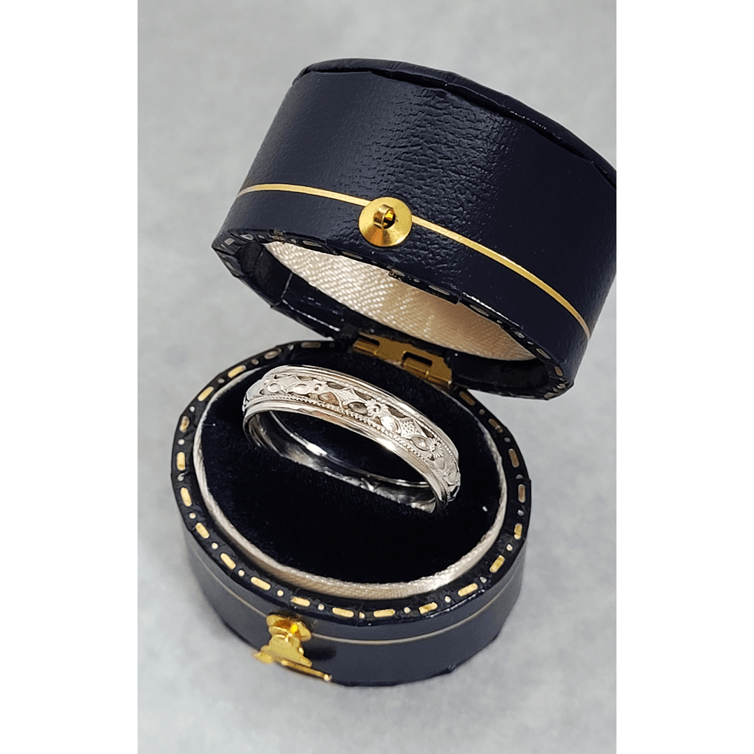 vintage style classic women's wedding band in sterling silver