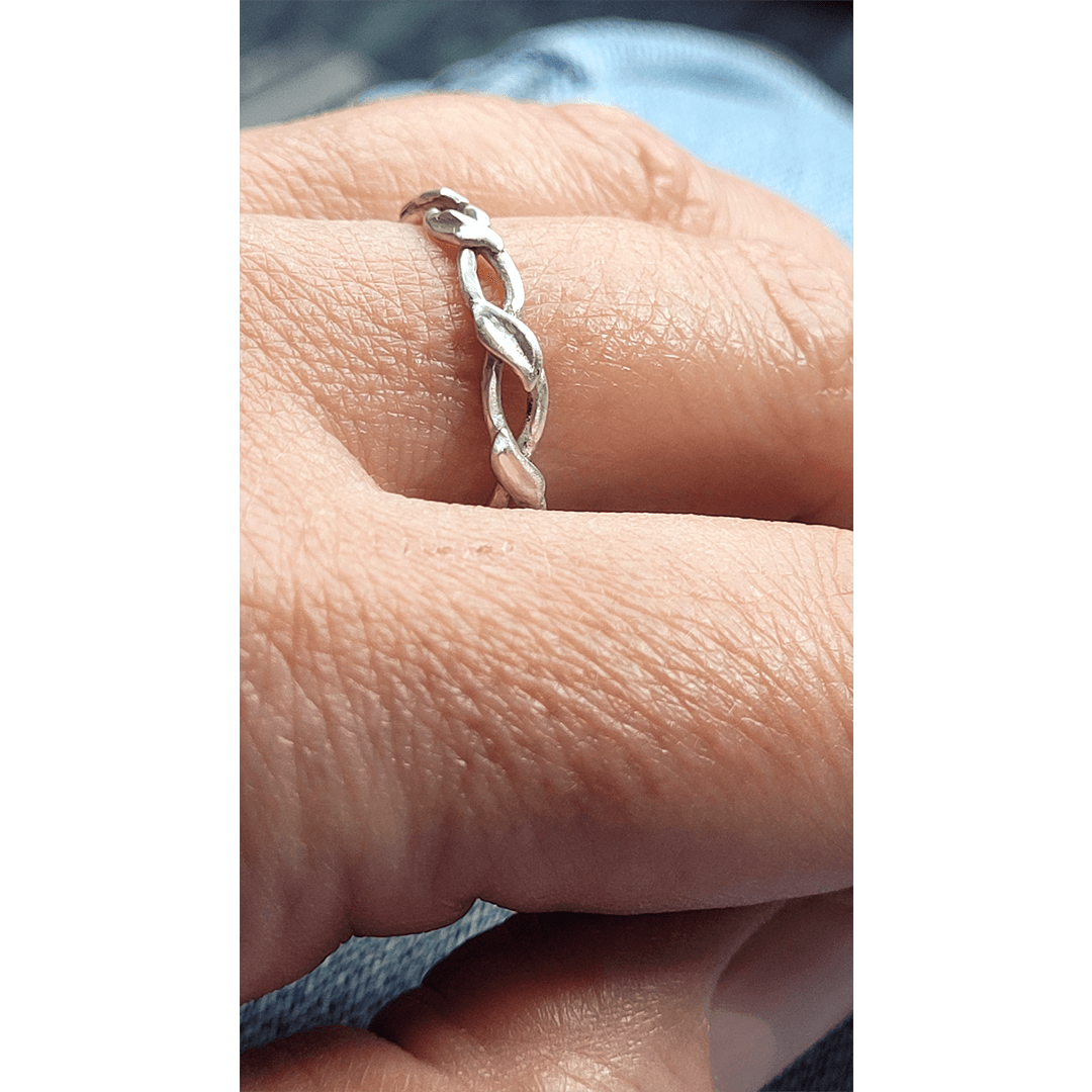 Entwined Leaf and Vine Ring in Sterling Silver