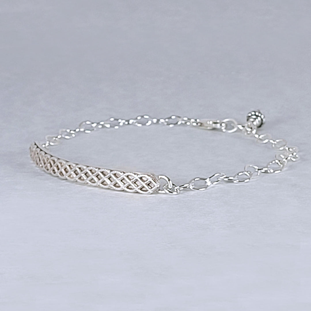 sterling silver woven bar bracelet side view, detail shot