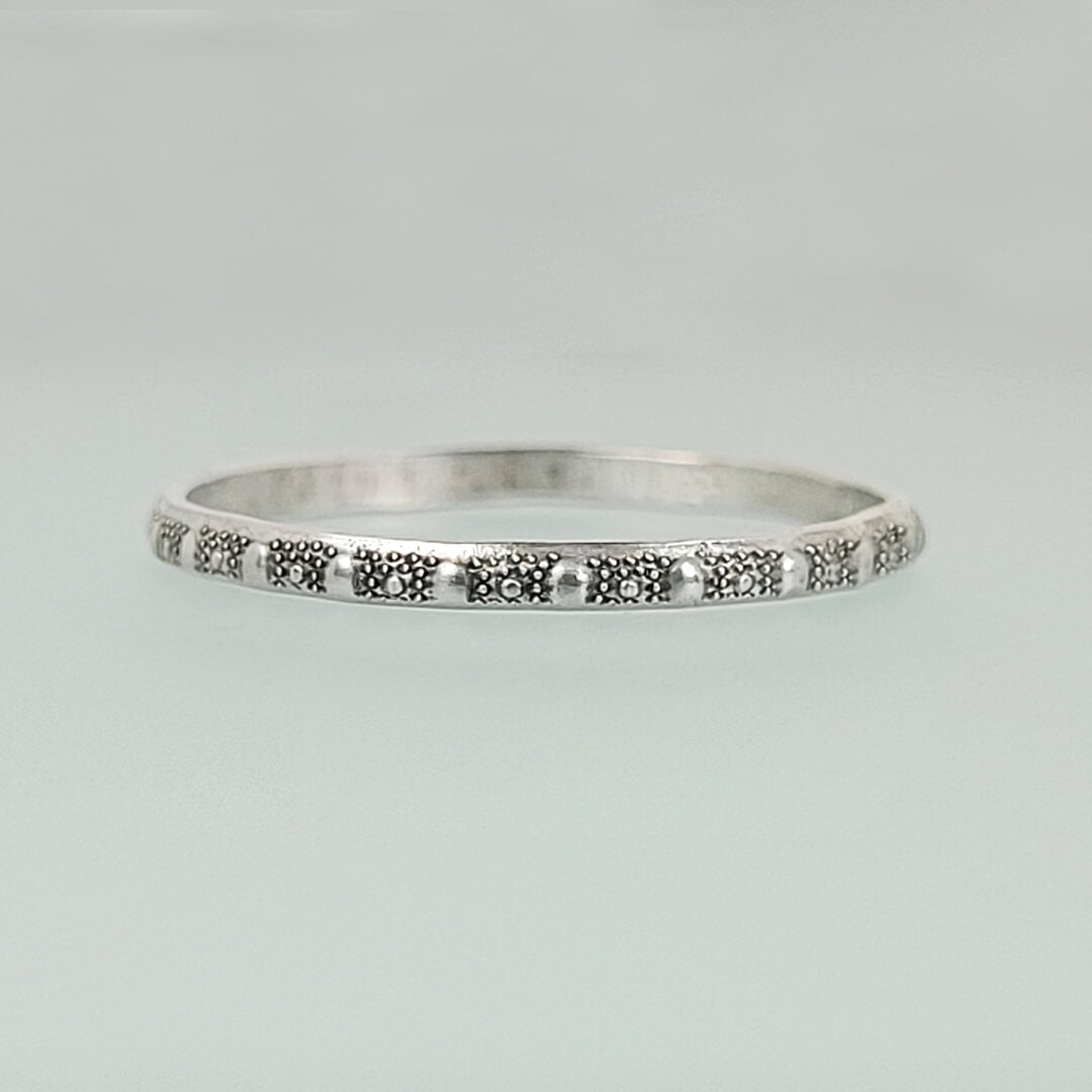 Vintage Style Pairing Band in Sterling Silver