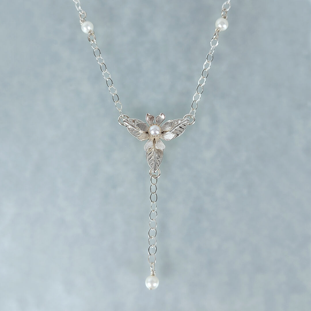 White Wildflower Lariat Necklace in Sterling Silver with Freshwater Pearls