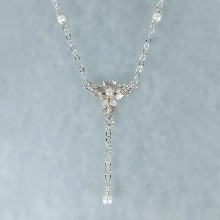 White Wildflower Lariat Necklace in Sterling Silver with Freshwater Pearls