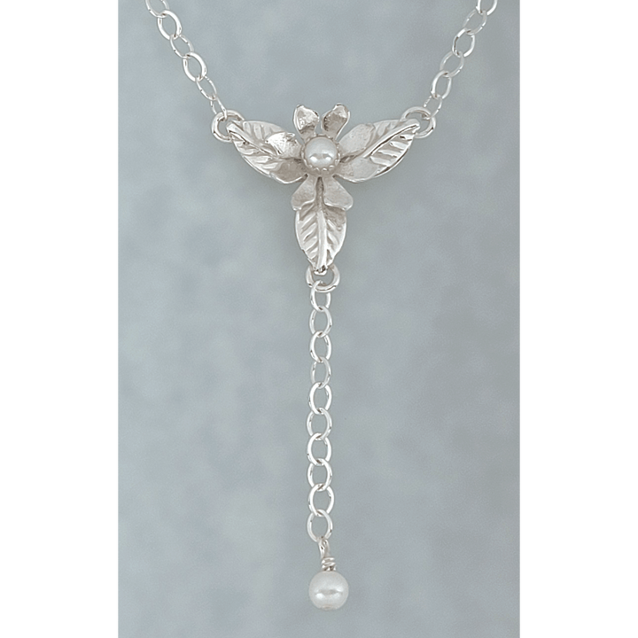 White Wildflower Lariat Necklace in Sterling Silver with Freshwater Pearls