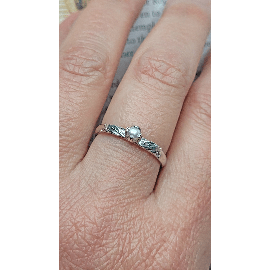 Willow Leaf Pearl Ring in Sterling Silver