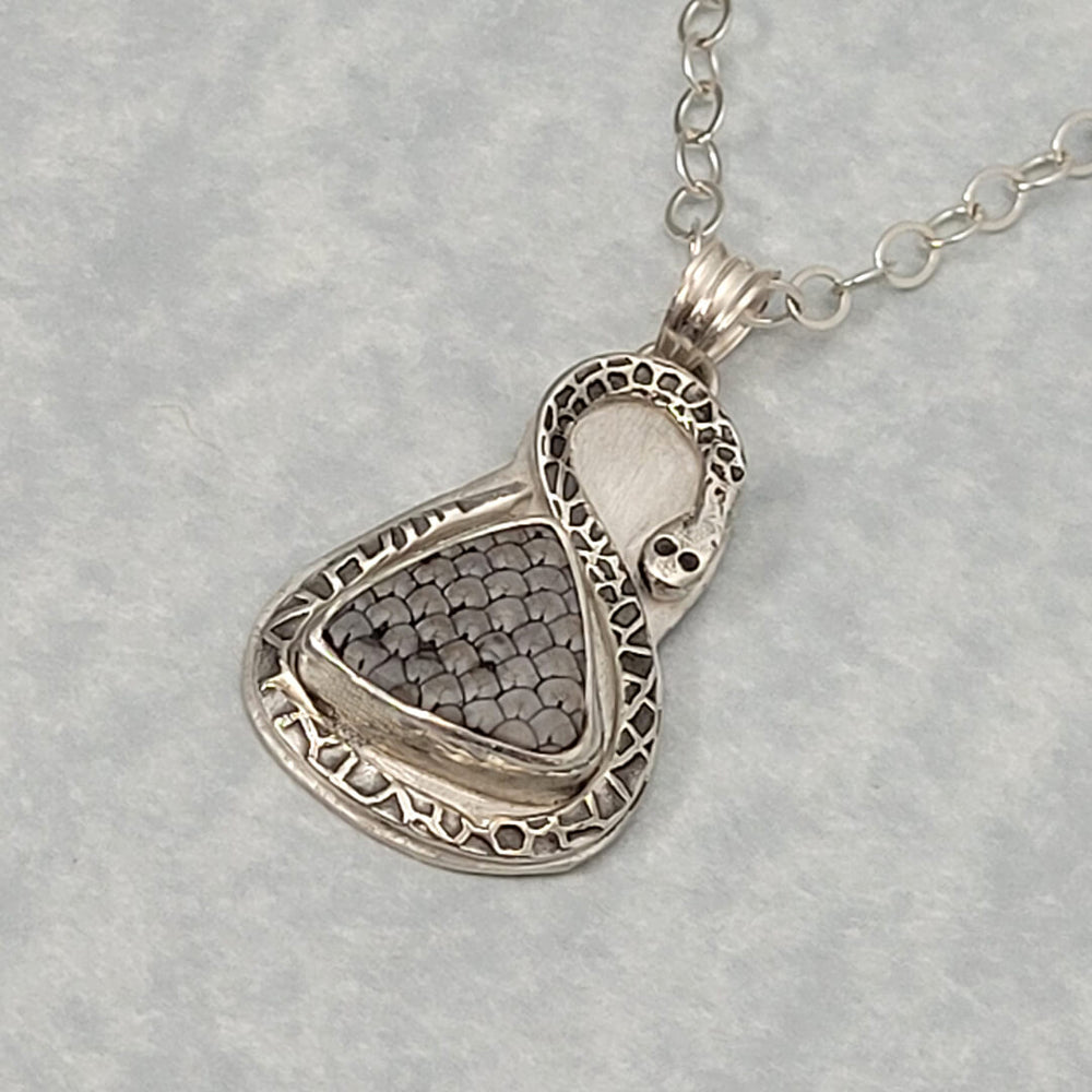 Wrasse Snakeskin Agate Stone Snake Necklace in Sterling Silver