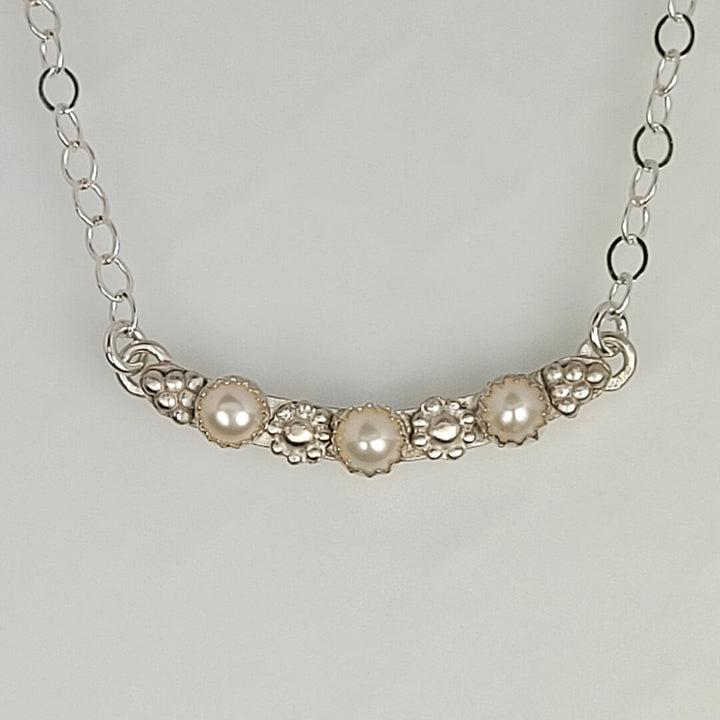 pearl bar necklace in sterling silver, vintage style