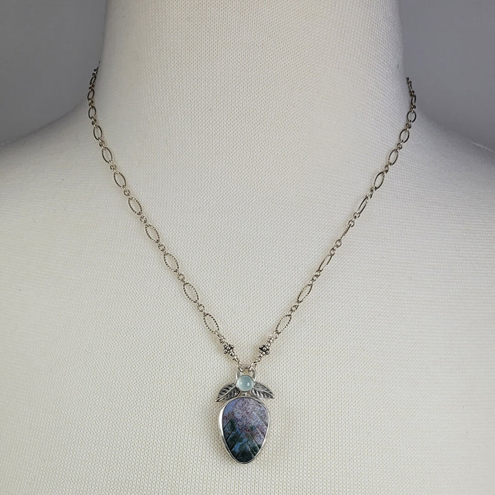 fancy agate leaf necklace with aquamarine