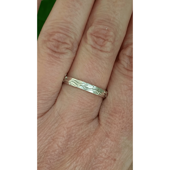 Vine and leaf wedding band in sterling silver